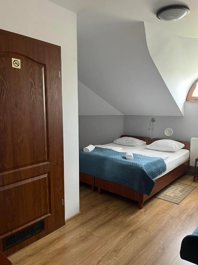 Kamienica Przy Bramie Hotel Opatow  Ngoại thất bức ảnh