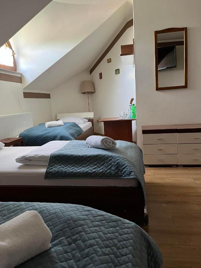 Kamienica Przy Bramie Hotel Opatow  Ngoại thất bức ảnh